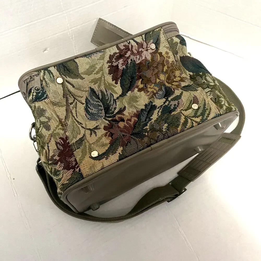 Diane von Furstenberg Vintage Floral Tapestry Travel Makeup Case 9